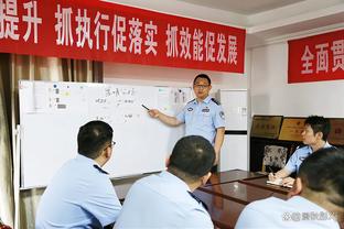 邮报：阿尔特塔光顾撒盐哥迪拜餐厅，枪迷认为此举并不吉利